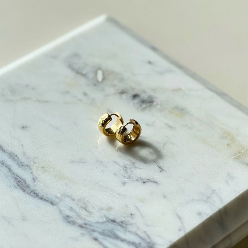 ストレスフリーなステンレスジュエリー