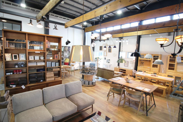 津山店 外観写真